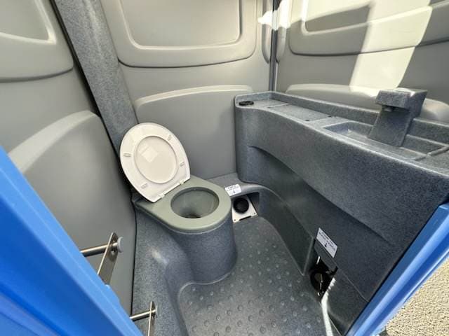 Commander Portable Toilet